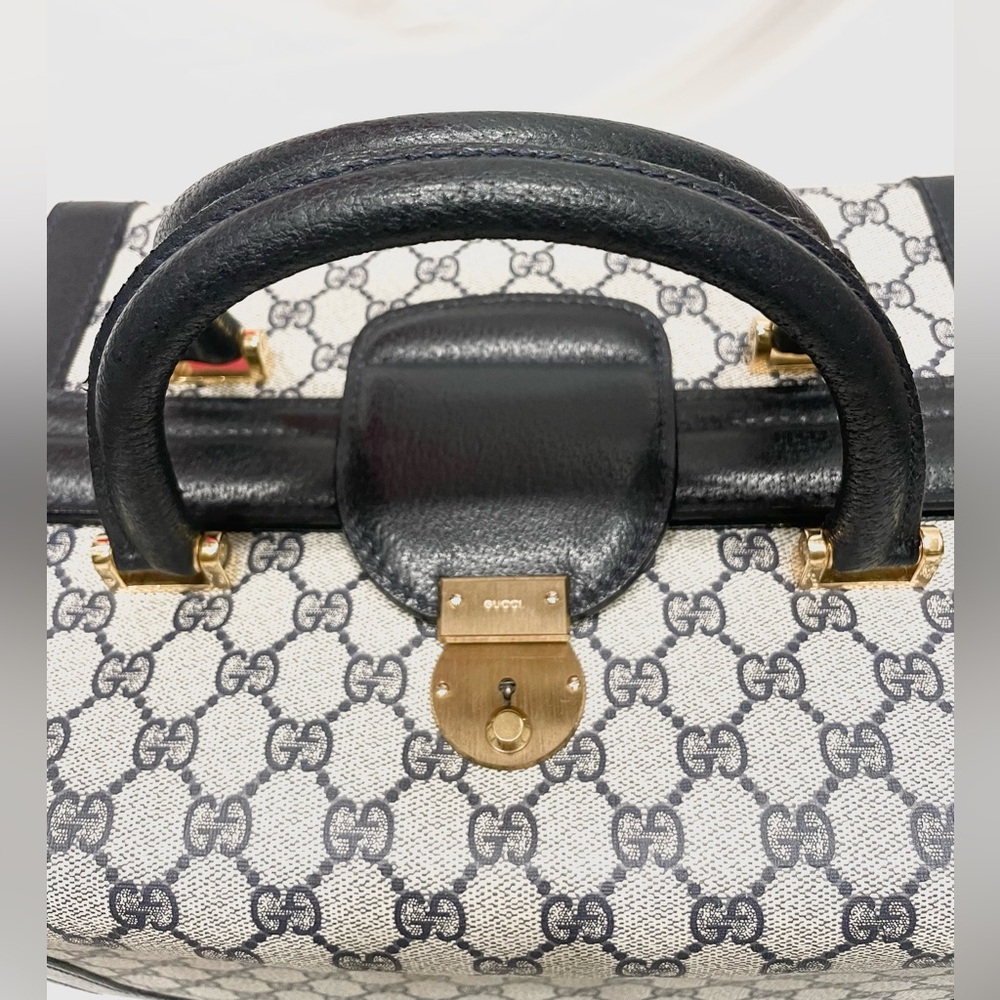 RARE GUCCI Vintage Navy Monogram Leather Canvas Top Handle Structured Train Case - Picture 10 of 15